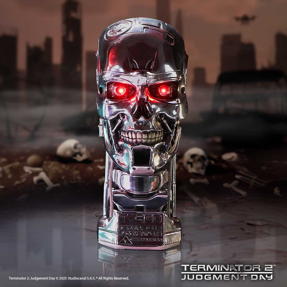 T-800 Terminator Light Up Figurine 21cm