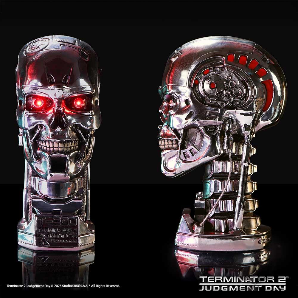 T-800 Terminator Light Up Figurine 21cm