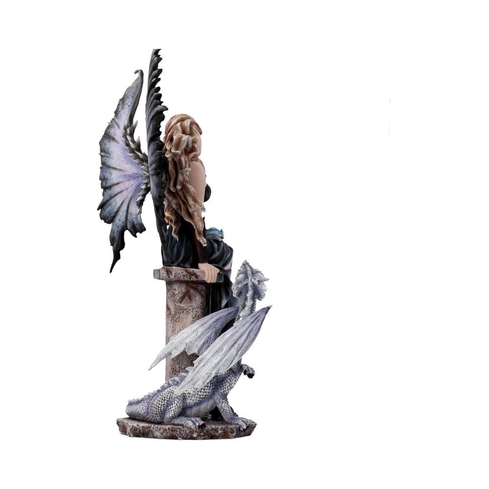 Adriana 56.5cm