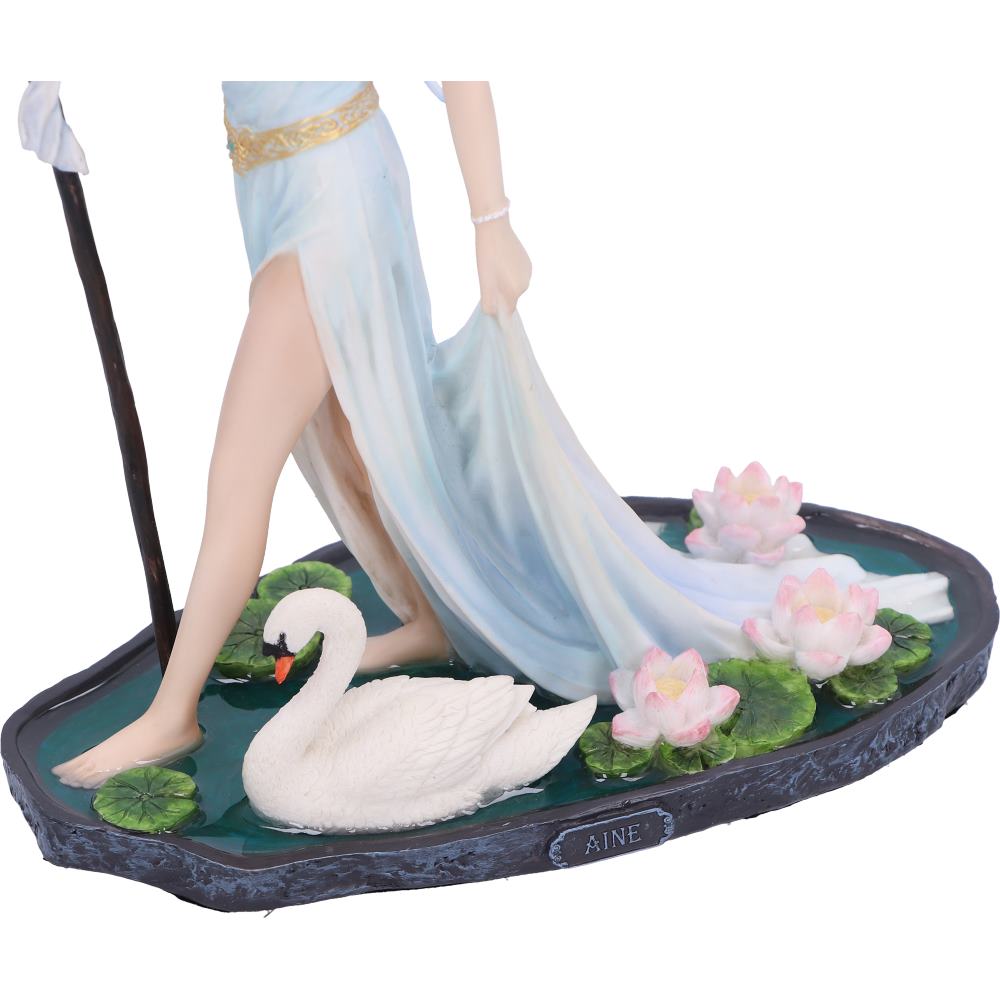 Aine The Faery Queen of Summer 23cm