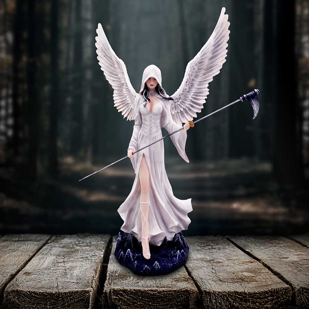 Mercy (Small) 31cm