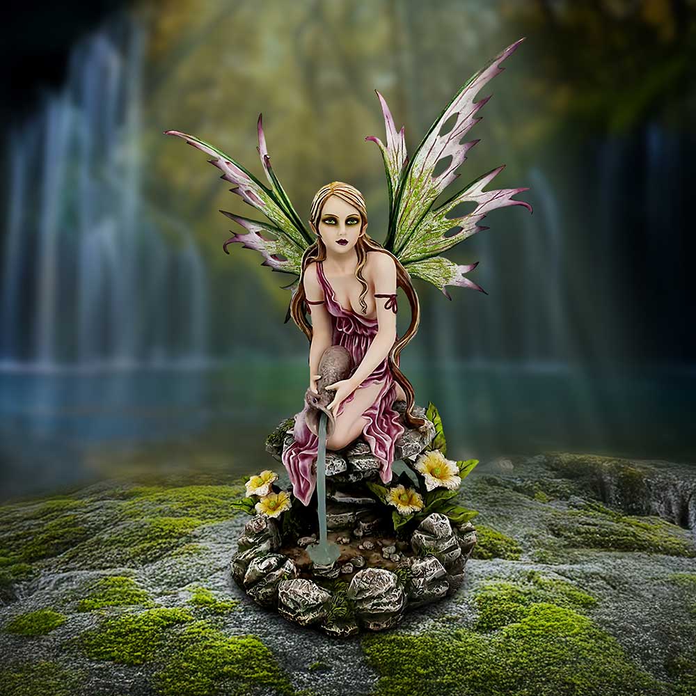 Whisper of the Water 48cm