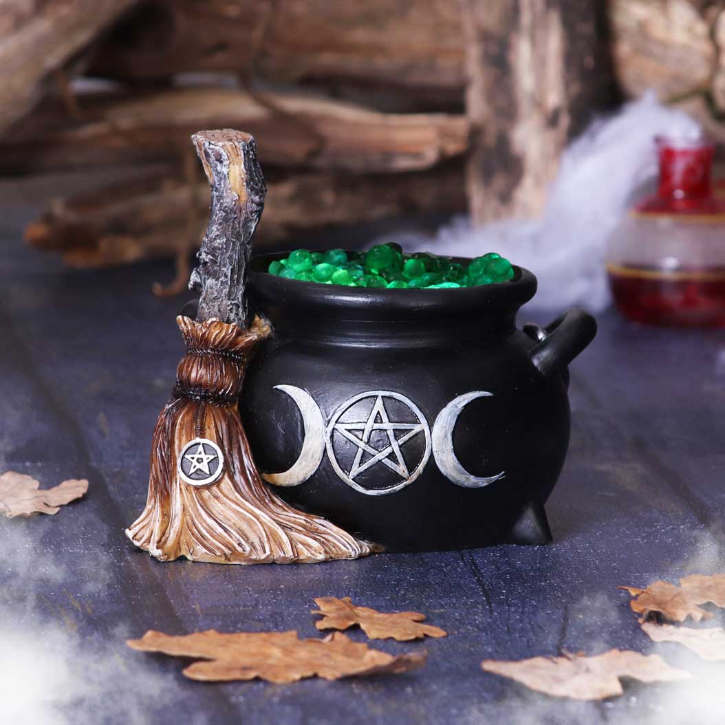 Bubbling Cauldron 14.5cm