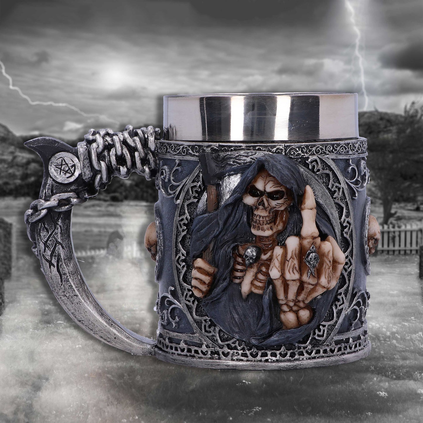 Curse Skeleton Tankard 11cm