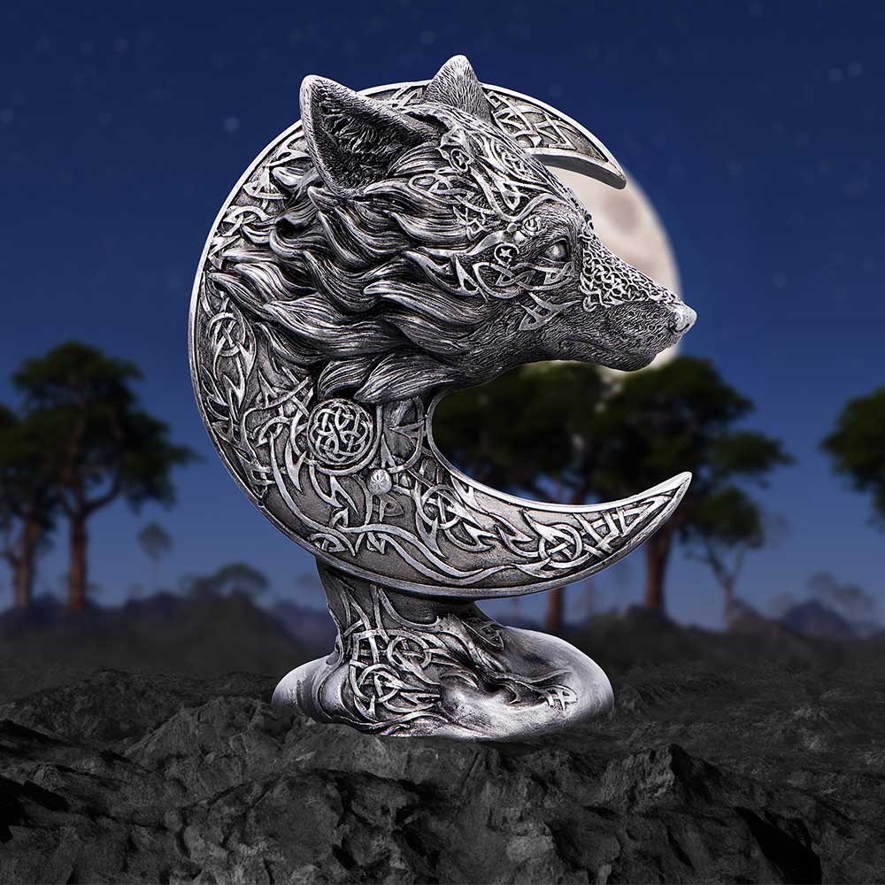 Celtic Crescent 21cm