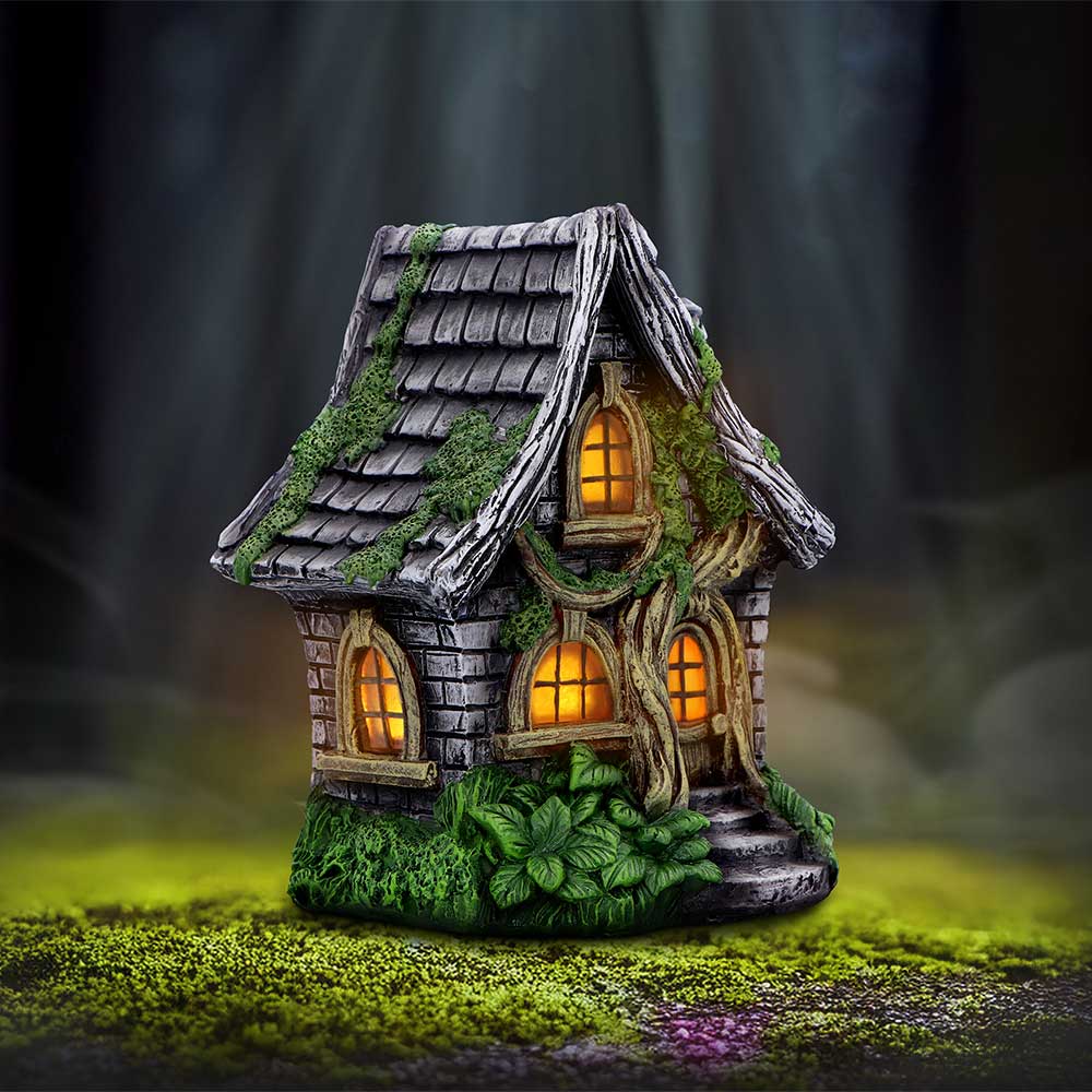 Curly Oak Manor Fairy House 15cm