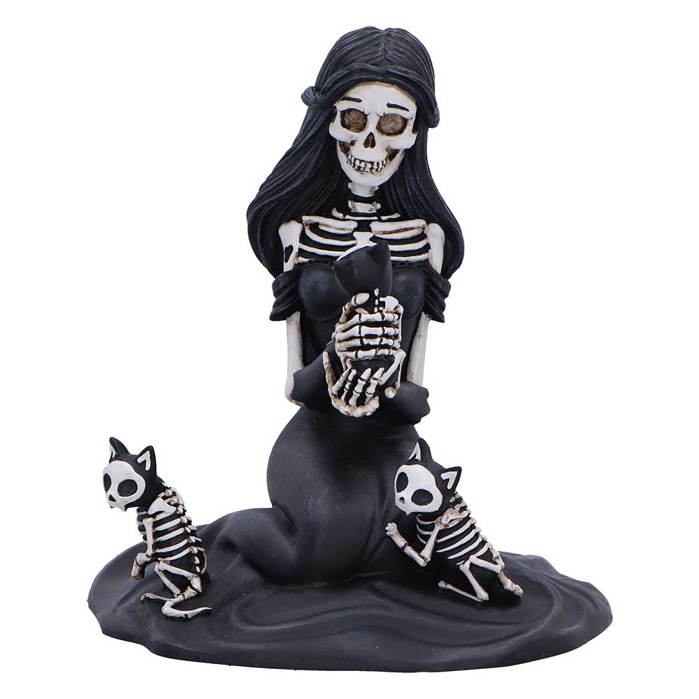 Nemesis Now Eternal Affection figurine, 12.5cm, detailed sculpted sculpture of a loving couple, collectible ceramic or resin figurine.