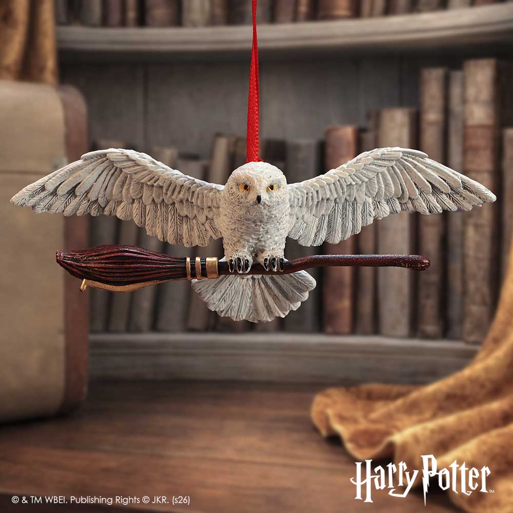 Harry Potter Hedwig in Flight hanging ornament by Nemesis Now, featuring a detailed ceramic owl in mid-flight.