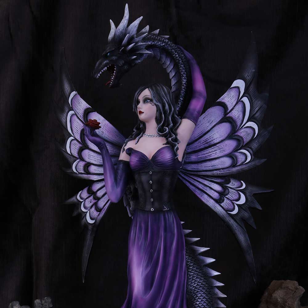 Guardian's Embrace 60cm