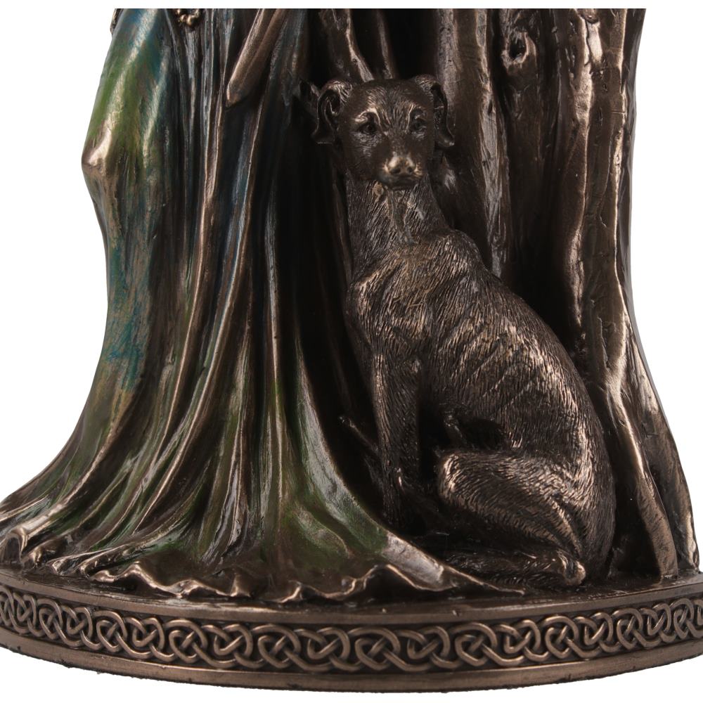 Hecate Goddess of Magic and Witchcraft 21cm