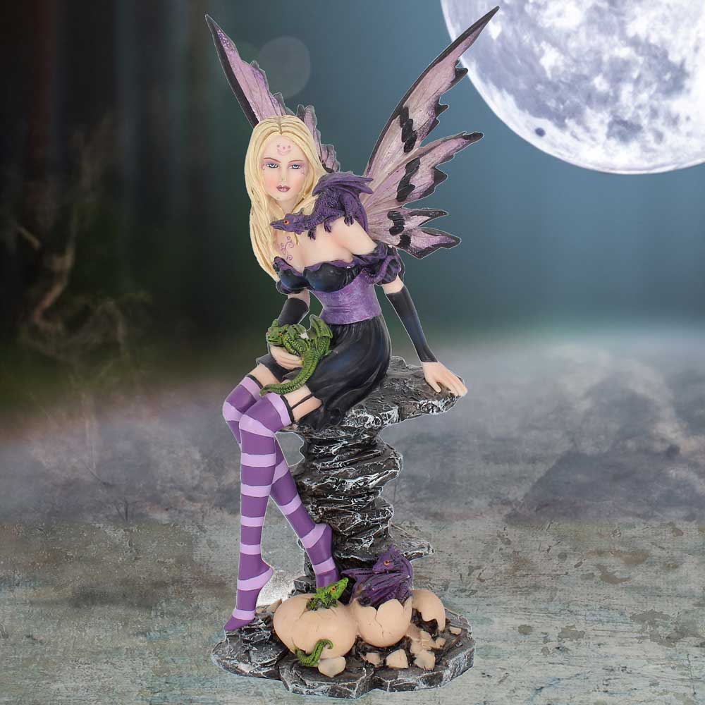 Amethyst and Hatchlings 25.5cm