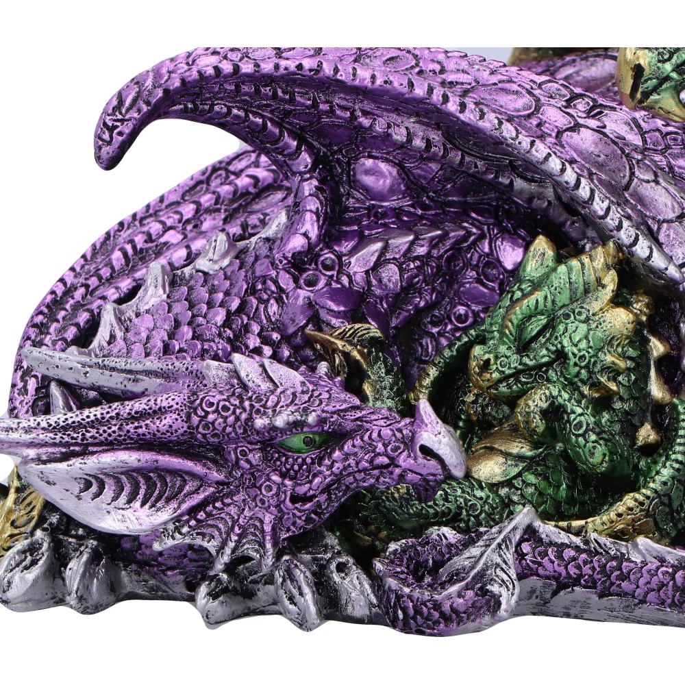 Precious Hoard 17cm